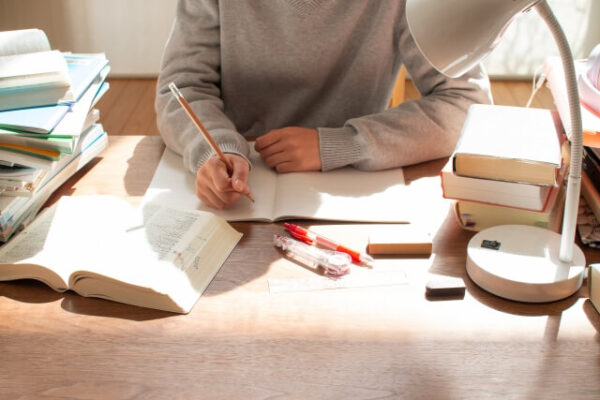 アーユルヴェーダ資格は難しい？独学でも取得可能？