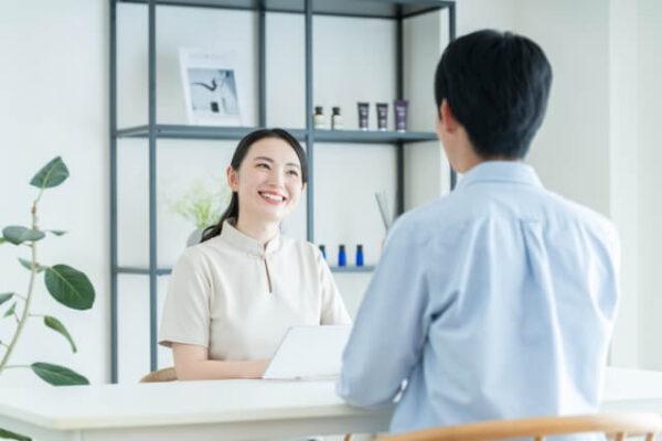 セラピスト資格なしでも活躍できる人の特徴とは？